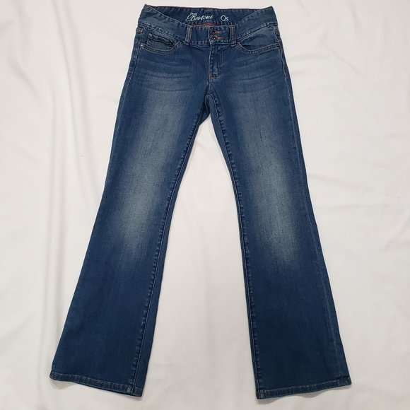 Tommy Hilfiger OS Boot Cut Jeans Size 9/10 Medium Wash 5 Pocket Design - Picture 3 of 12